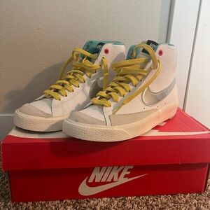 Nike Kids Sneakers White and Yellow